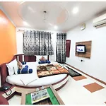 Hotel Prateek, Pachmarhi