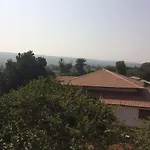Singanama Farm & Resort