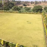 Singanama Farm & Resort