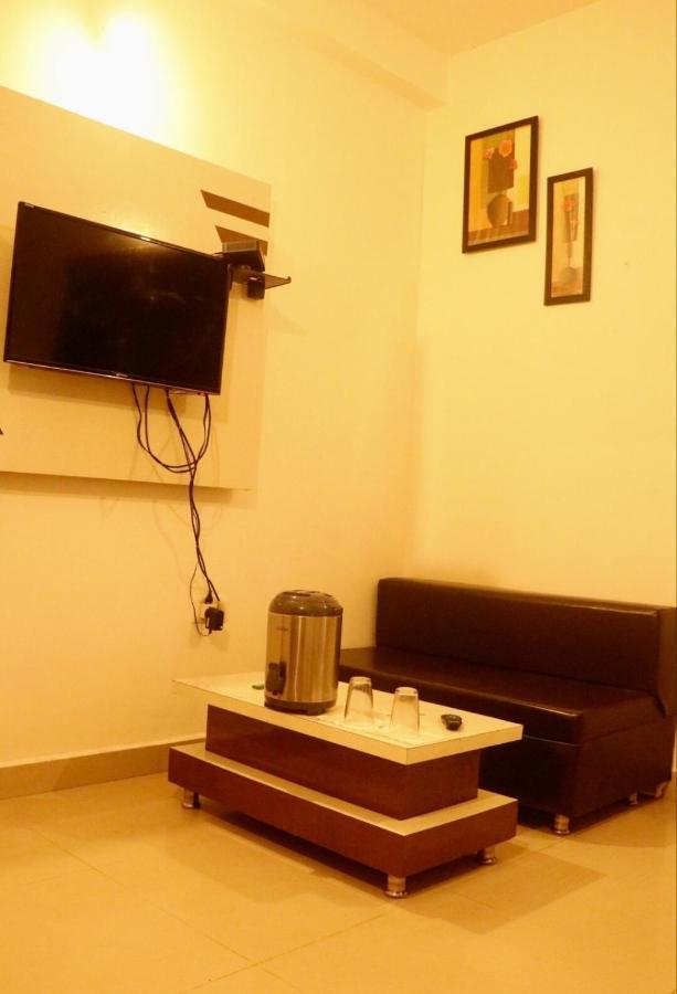 Pop 84769 Hotel Himalaya Hotel Pachmarhi