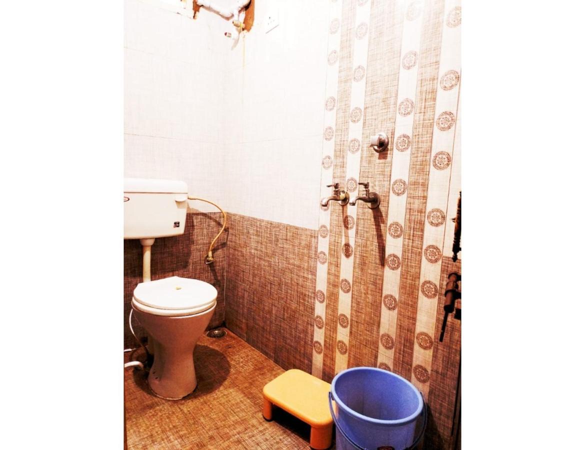 Banjara, Hotel *