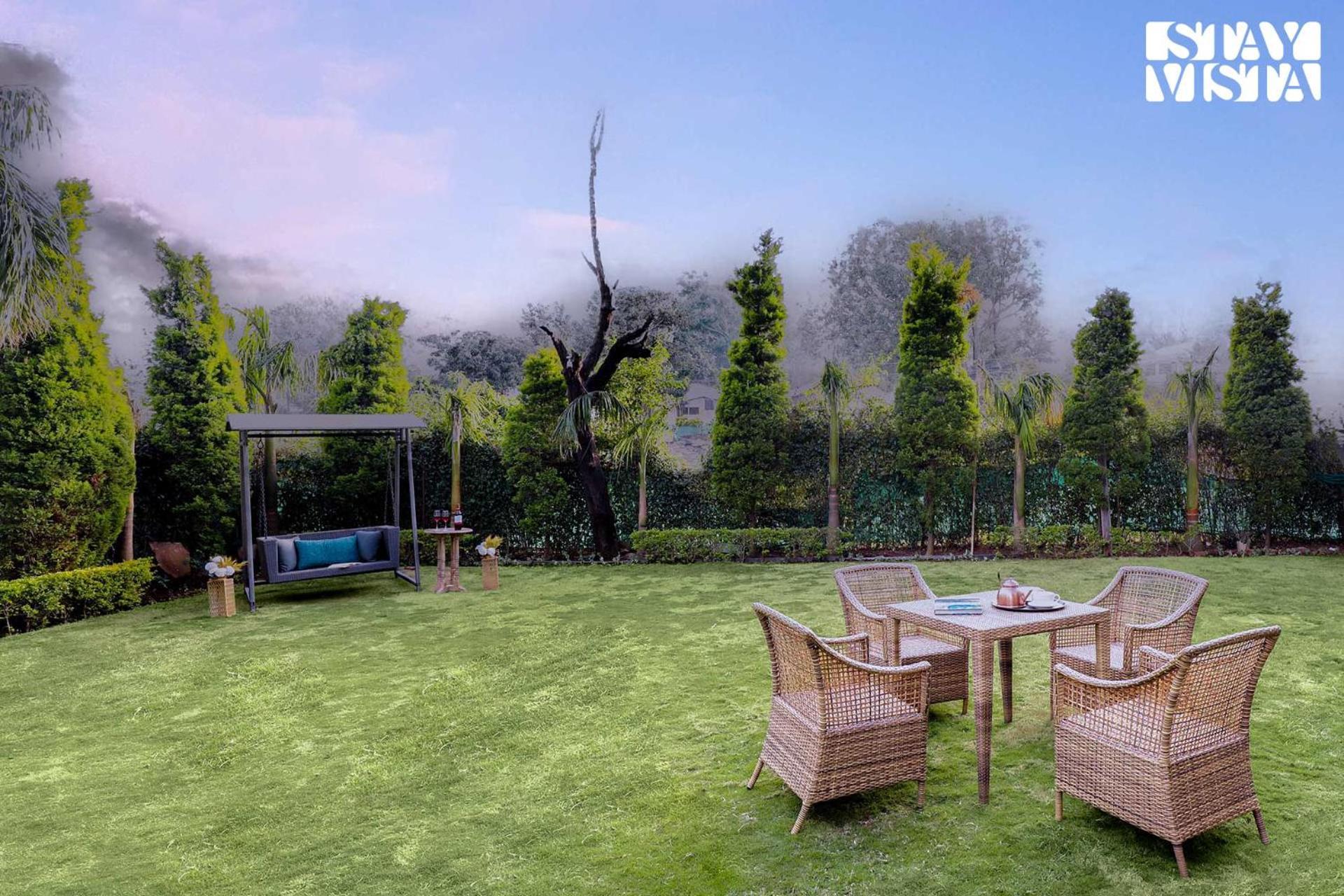 Stayvista's Pandav Greens - Eco-stay With Lawn & Bonfire Pachmarhi