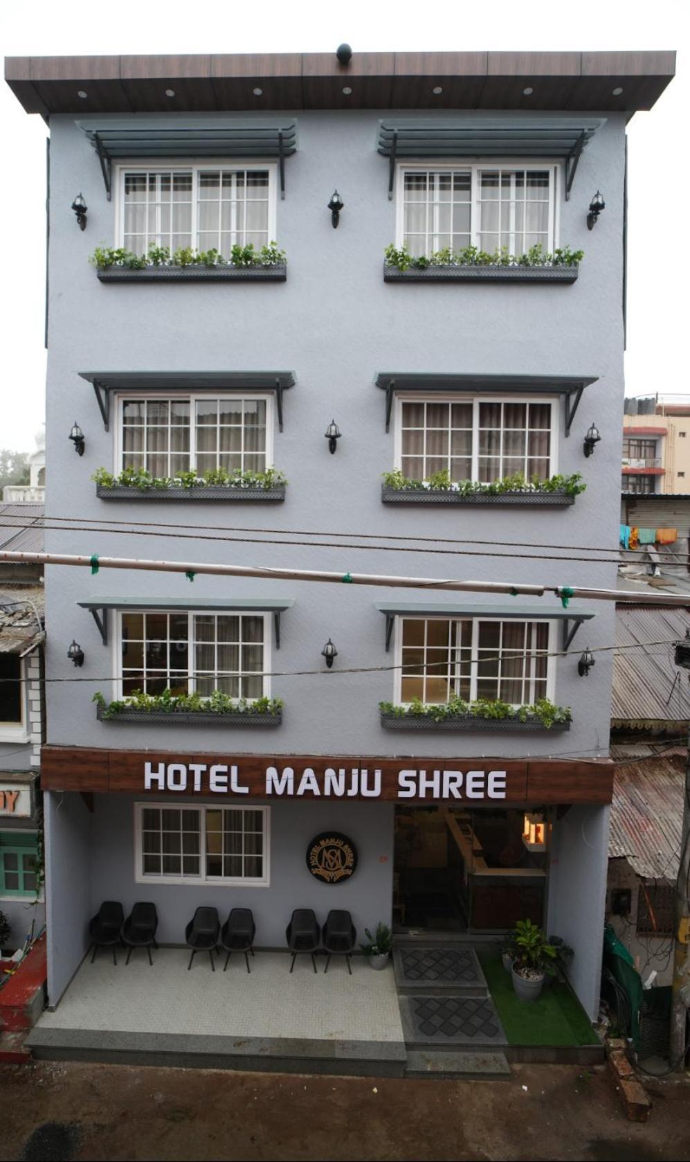 Manju Shree 3*