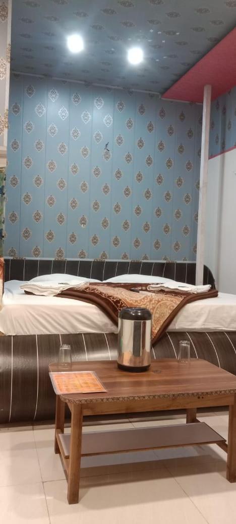 Hotel New Rajvihar 3*