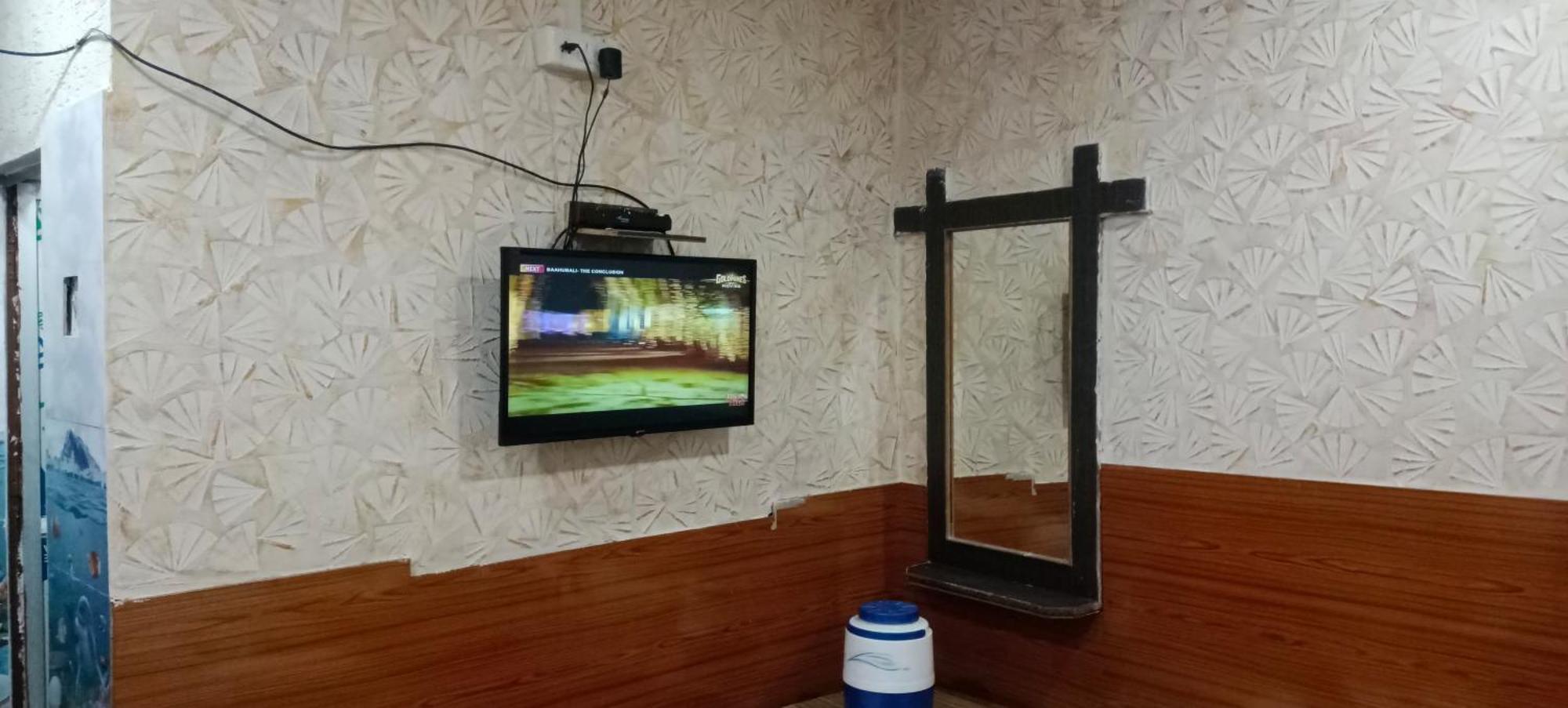 New Rajvihar Hotel 3*