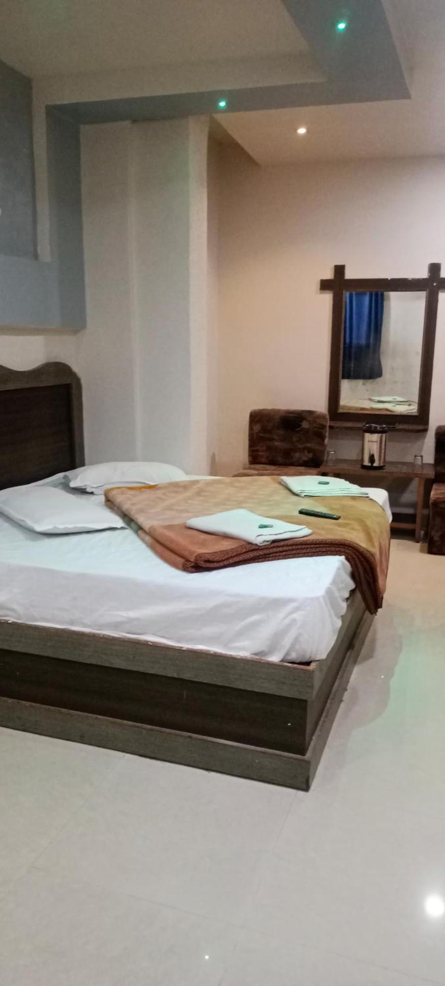 Hotel New Rajvihar Pachmarhi