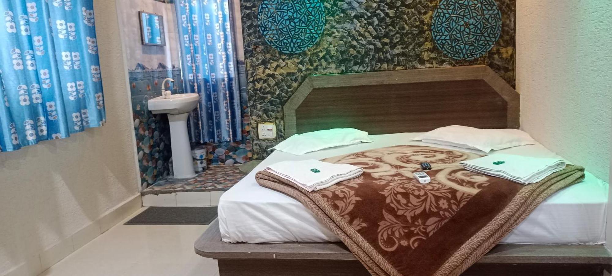 Hotel New Rajvihar