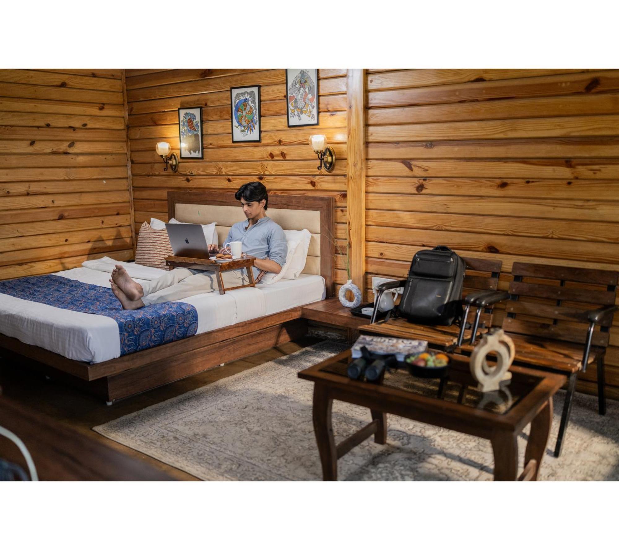 Moustache Panarpani Retreat 5*