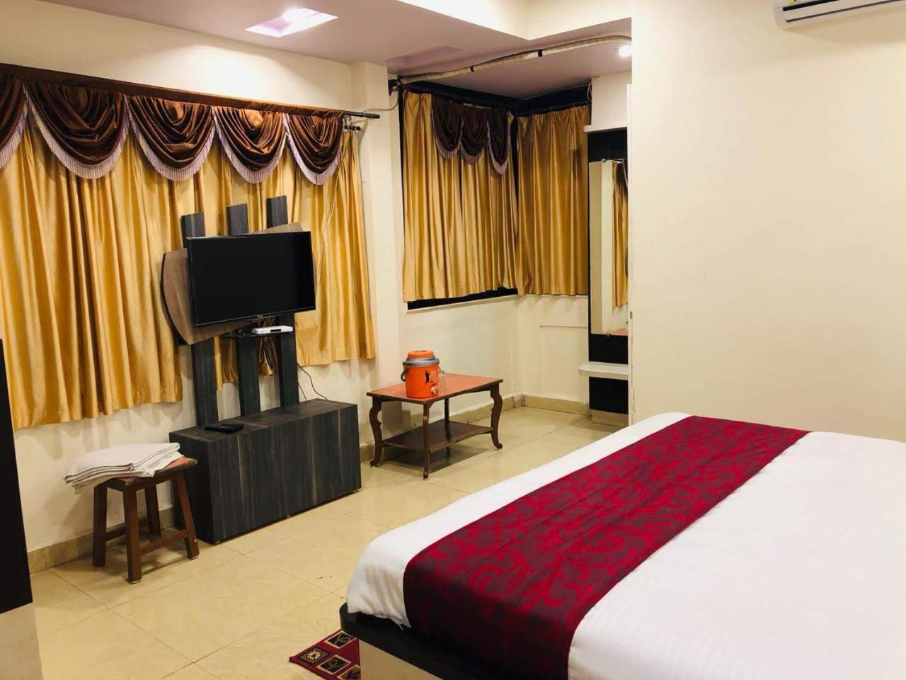 Vamoose Satpura Hotel