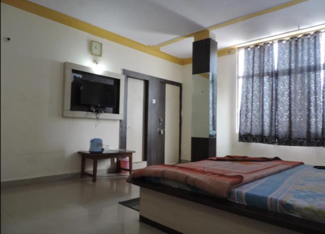 Abhimanyu Hotel 3*